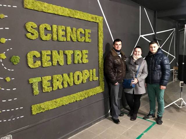 Аспірант із студентами 3 курсу